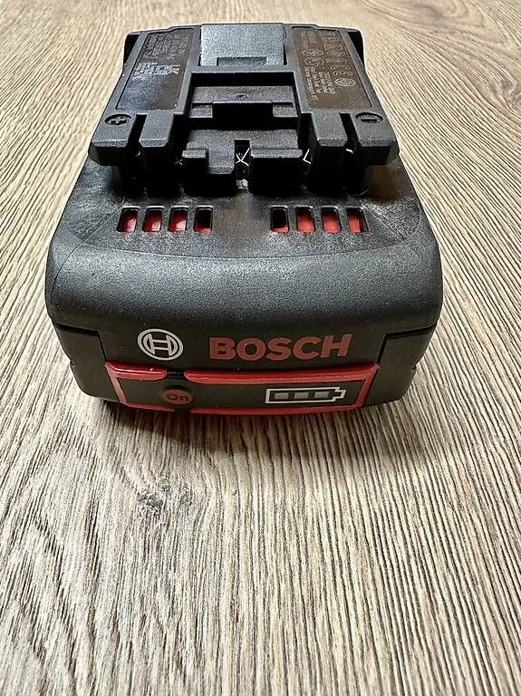 Caricatori & Batterie: Bosch Akku 18V 4.0ah – Usato da Zofingen venduto da JAPCAR34 2