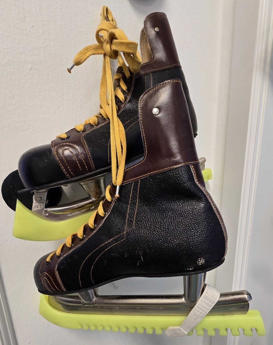 Schlittschuhe: Schlittschuhe Vintage – Gebraucht aus Bergdietikon von ewa1005
