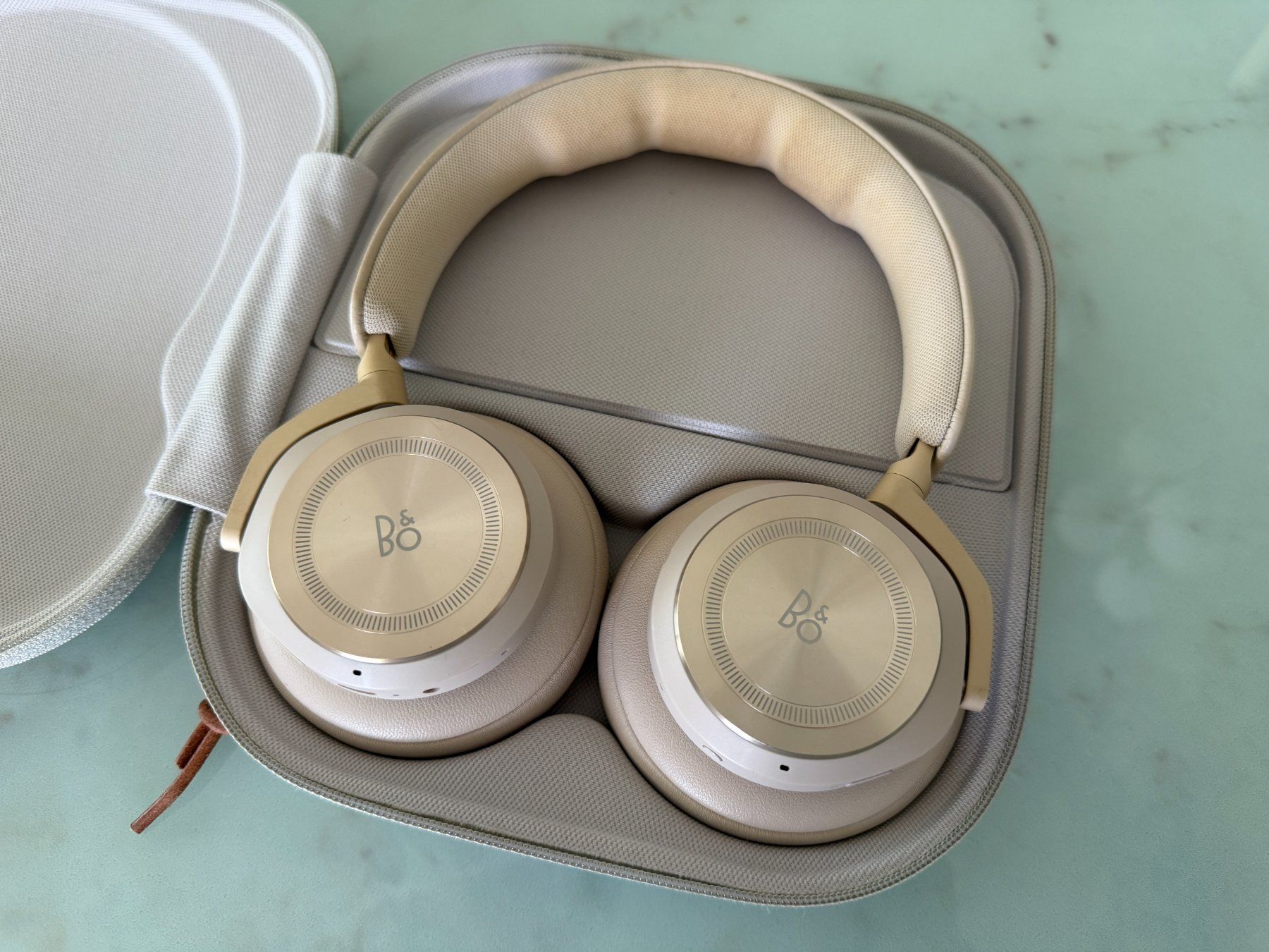 Bang & Olufsen Cuffie: B&O Beoplay HX Neuwertiger Zustand – Usato da Mols venduto da armanwalensee
