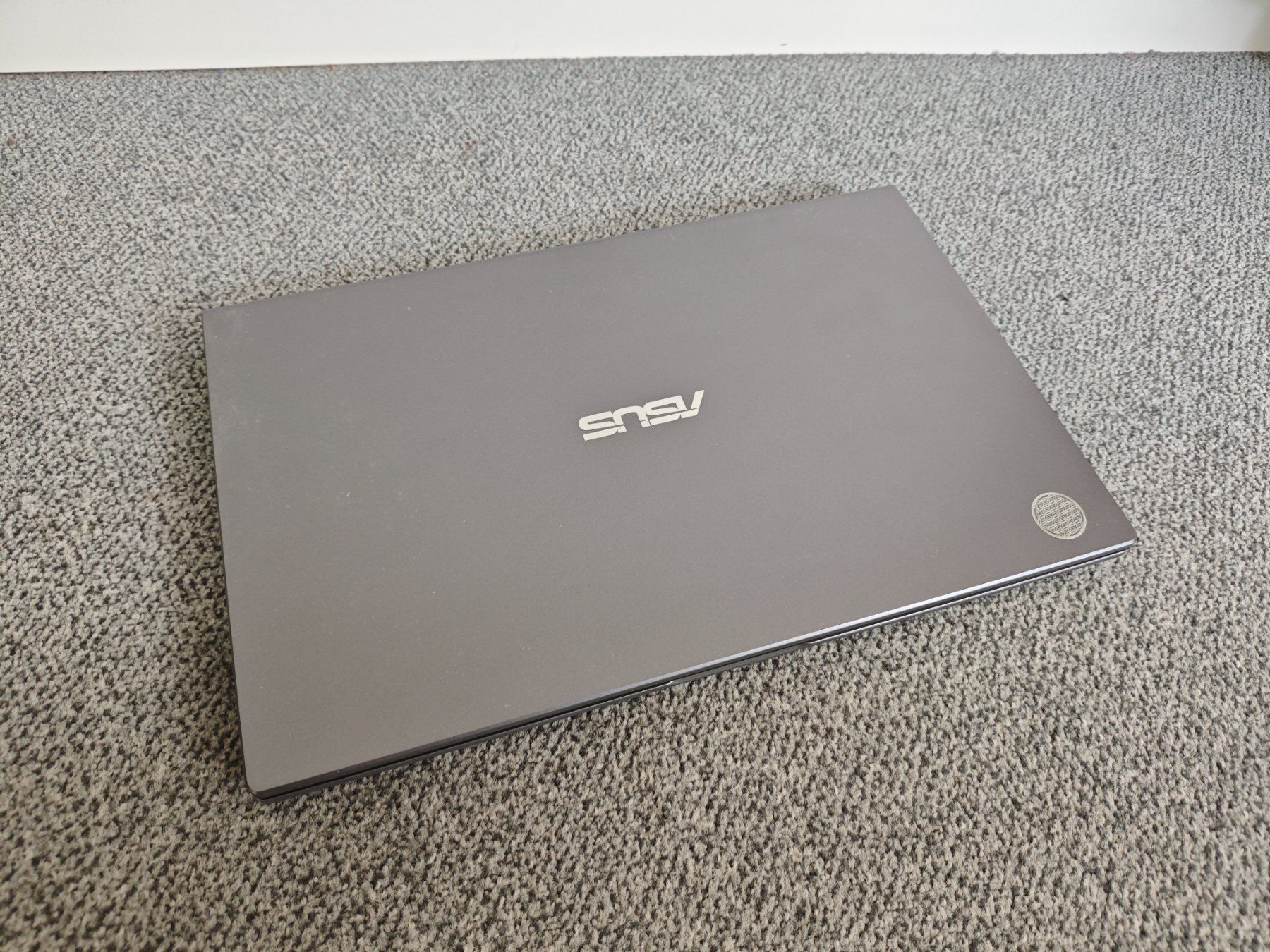 Asus Portables: Asus X515E Notebook (ohne SSD) – D'occasion à Zürich par initfour 1