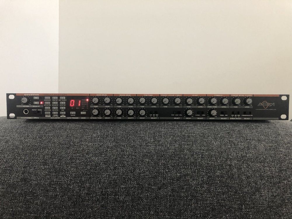 NOVATION Drum Station Rack 1HE Kaufen auf Ricardo