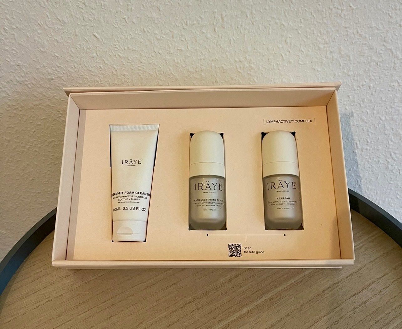 Cura del viso: IRÃYE Face Essentials Set Neuf – Nuovo e nell'imballaggio originale da Genève venduto da Annilu