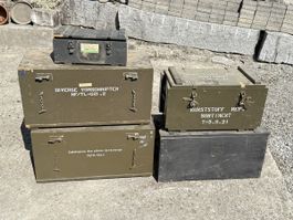 Holzkisten Militär Armee div. Groessen