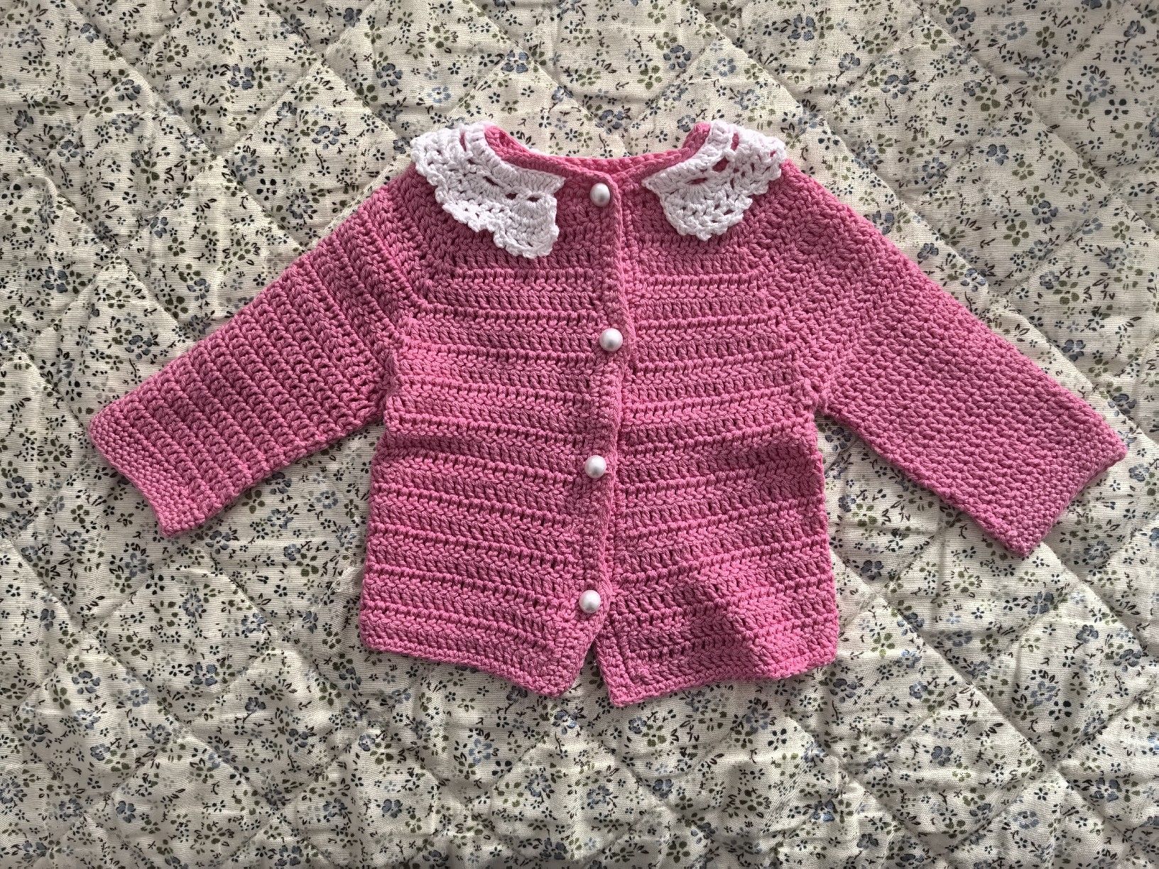 Pullover & Sweatshirts: Baby Pulli – Gebraucht aus Bad Ragaz von chenk24