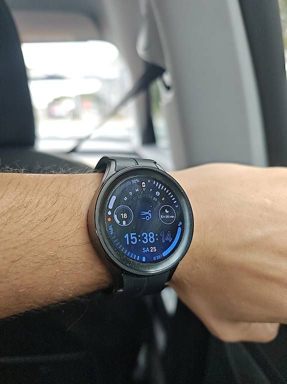 Smartwatch: Samsung Galaxy Watch5 Pro – Usato da Zufikon venduto da rem_rl2r