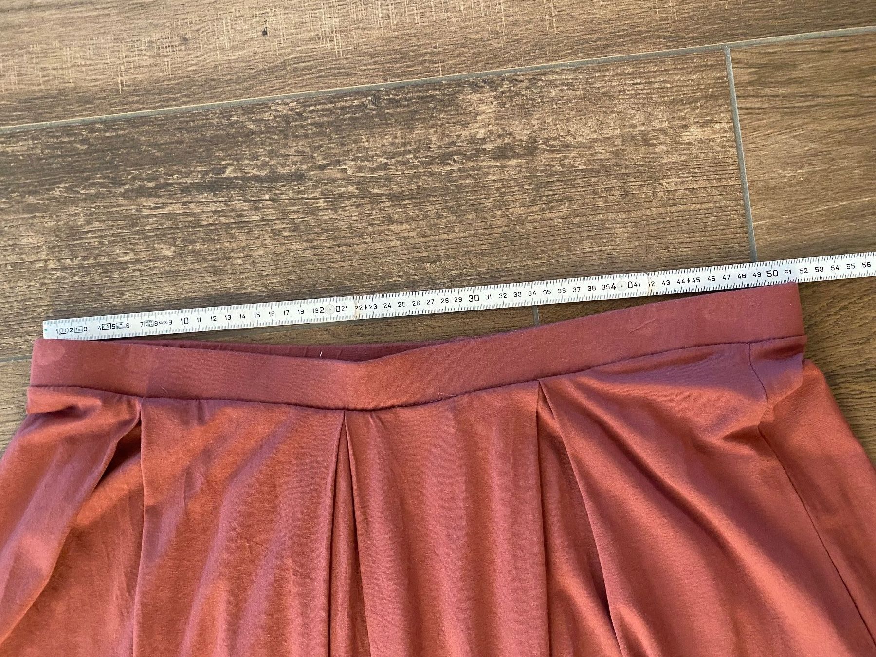 Asos Röcke: Asos Jupe Rock dunkelrosa Gr. 52 – Gebraucht aus Pratteln von a23_j2gs 3