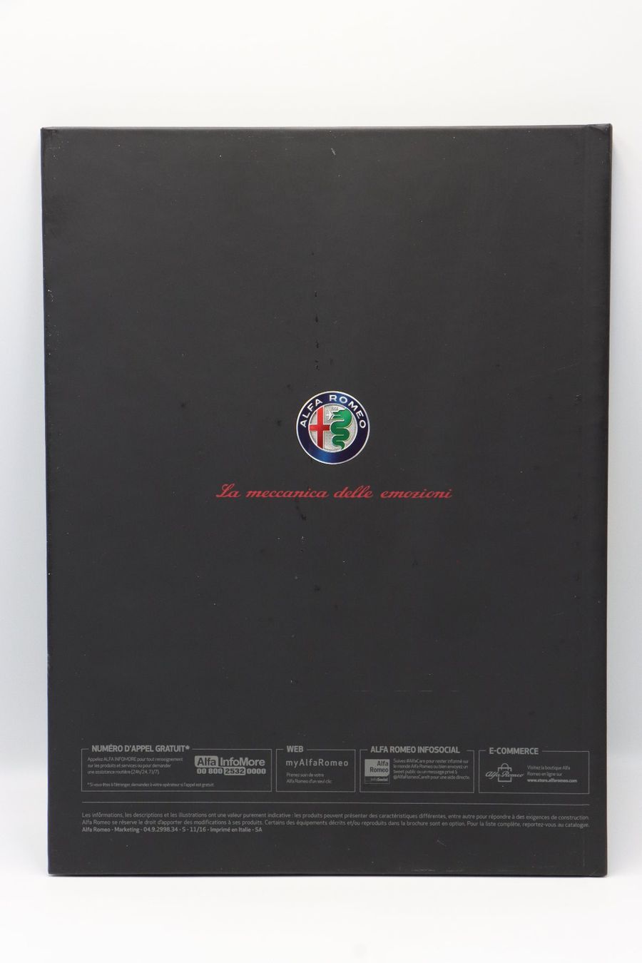 Alfa Romeo Documenti: Alfa Romeo 4C Spider 2016 Hardcover Prospekt – Usato da Bühl b.Aarberg venduto da Collectorpassions 1