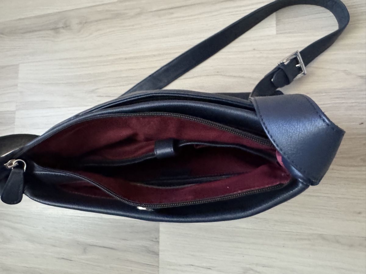Sacs femmes: Umhängetasche Leder – D'occasion à Winterthur par rosalie50 4