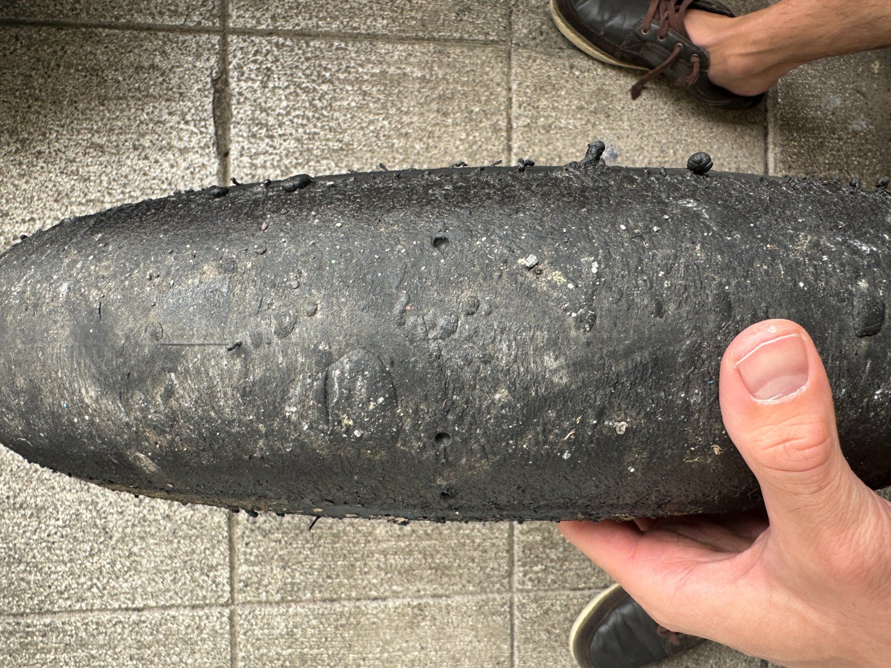 Bridgestone Pneus & Kompletträder: Slick Bridgestone Battlax V02 Medium Front 120 DOT 2023 – Gebraucht aus Zürich von JulesZHW 1