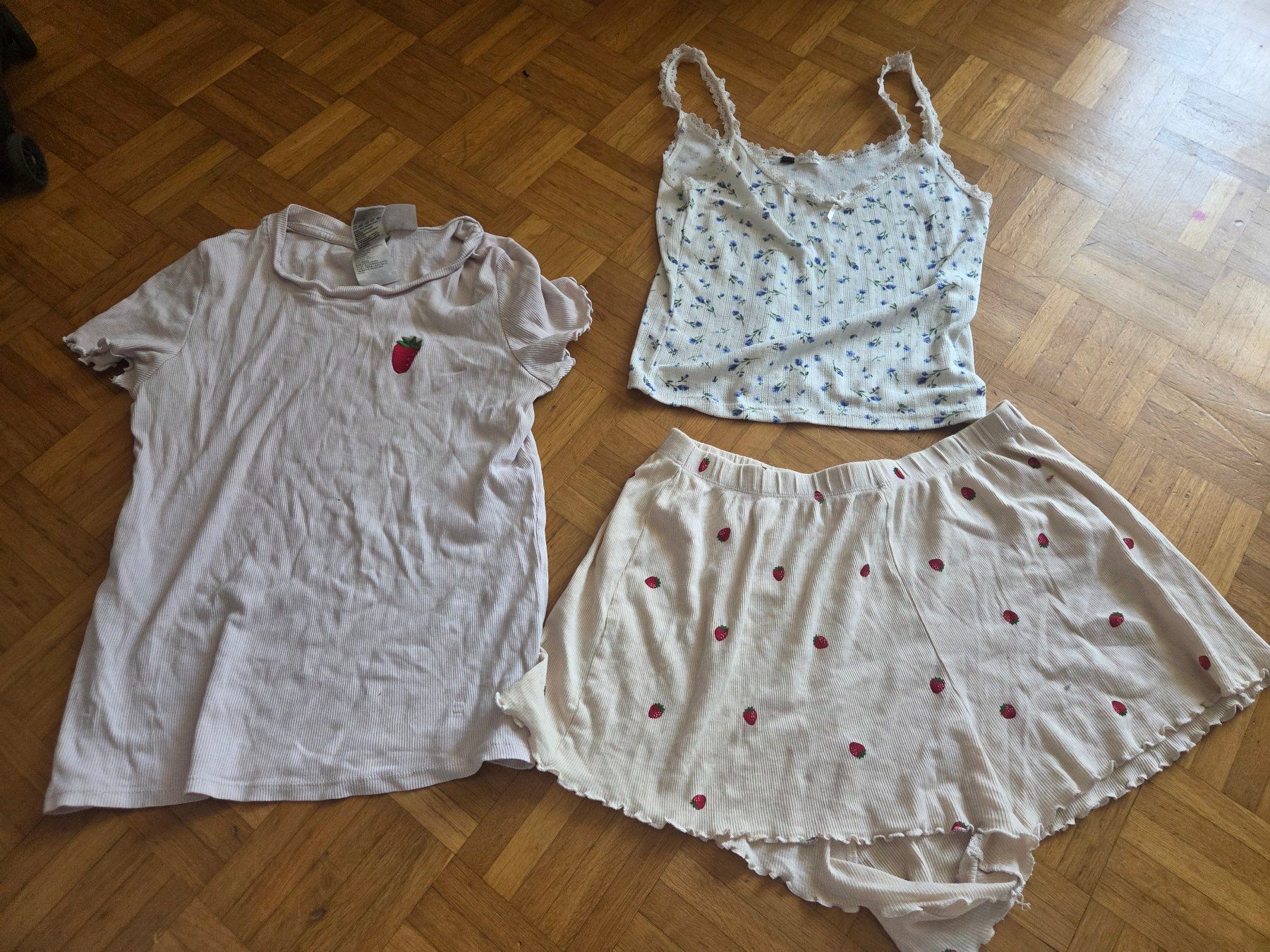 Negligees & Pyjamas: Pyjama Shorty und Trägershirt Gr. S – Gebraucht aus Basel von grandfamily