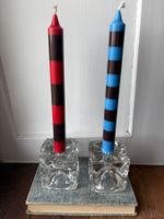 Mid-Century-Modern Glas-Kerzenhalter in Eiswürfelform.