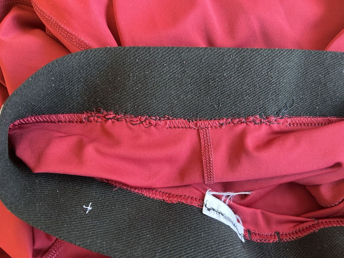Nike Leggings: Nike Sportleggings Rot – D'occasion à Winterthur par ame_k6hm 2