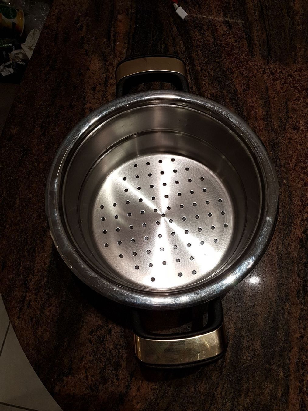 Elettrodomestici da cucina: 2 Siebe aus Metal – Usato da Döttingen venduto da Verkauf