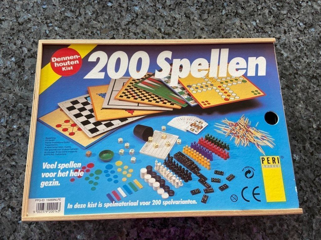 Giochi: Spielebox mit 200 Spiele in Holzbox – Usato da Beatenberg venduto da buy2you