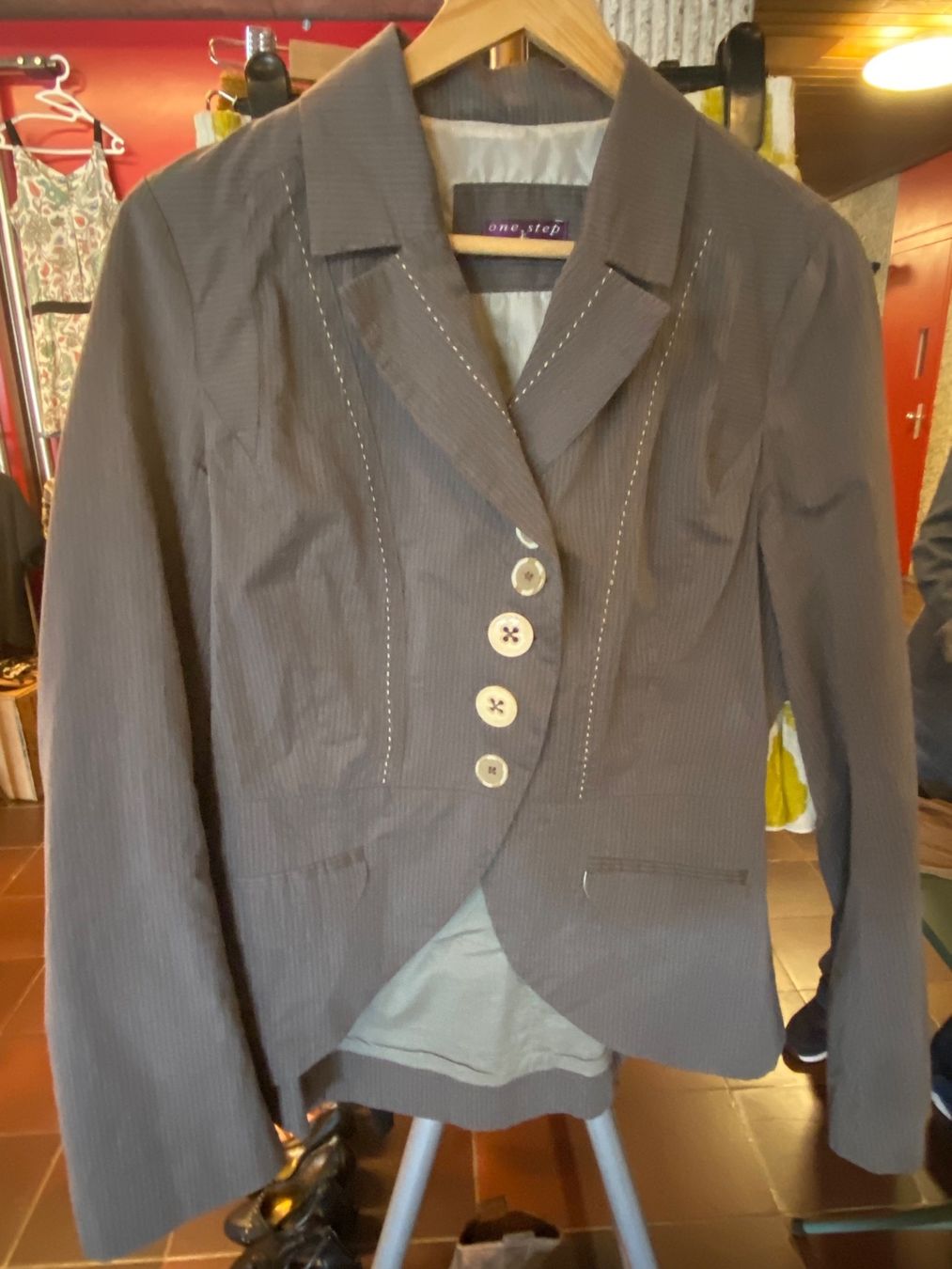 Giacche: Veste ONE STEP 40 (38) – Usato da Epalinges venduto da madeleine05
