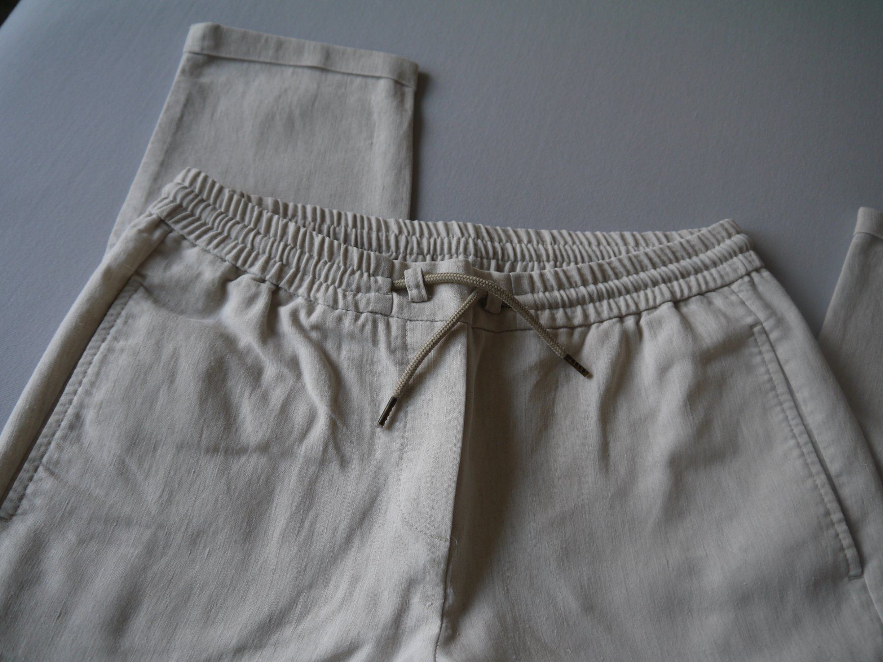 Woolrich Pantaloni: WOOLRICH Hose aus Leinen – Usato da Hagendorn venduto da Blaf
