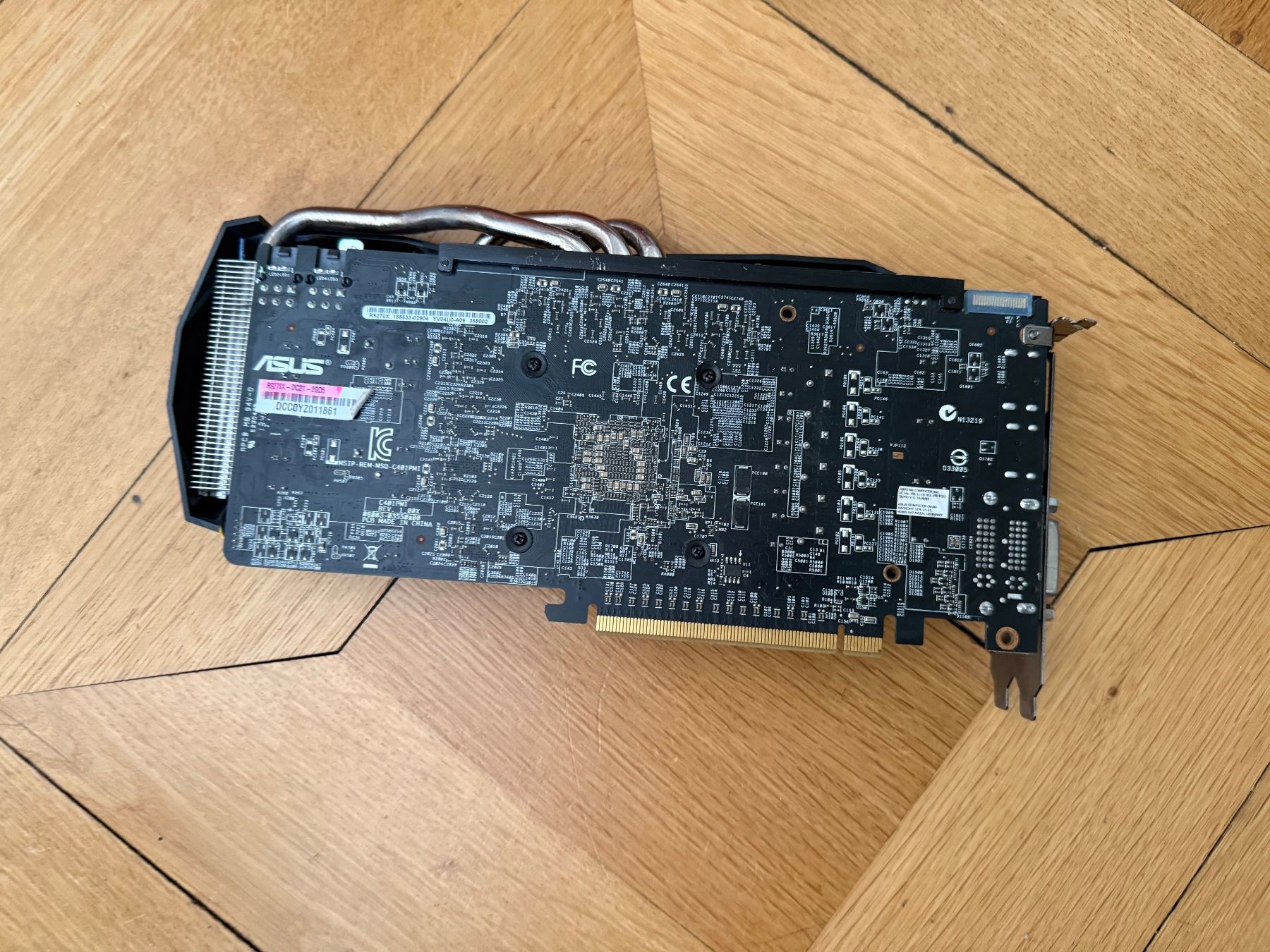 Asus Cartes graphiques: ASUS Radeon  R9 270X – D'occasion à Winterthur par mj1_kcd8 2