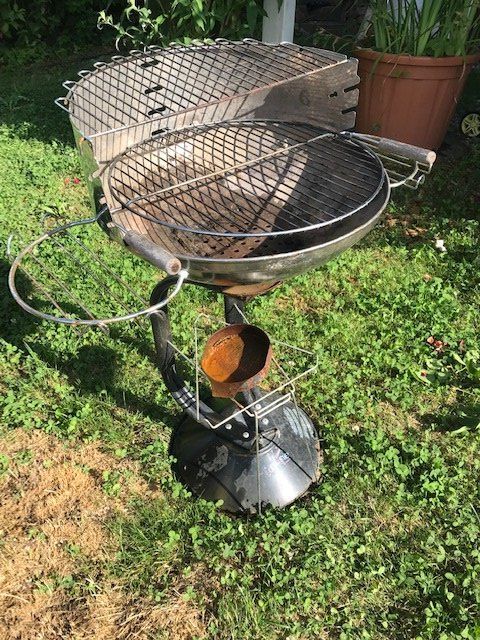 Griglie: Sommer-Schnäppchen: Robuster Holzkohlegrill für BBQ-Spass! – Usato da Zürich venduto da mi.sudbrack