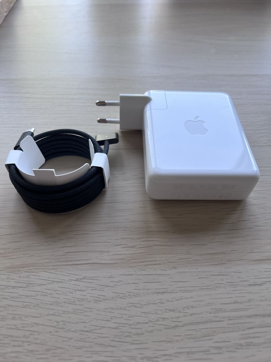 Apple Caricabatterie: NEU Apple MacBook 140W Ladegerät USB-C – Nuovo (secondo la descrizione) da Adliswil venduto da yyu_kb8m 1