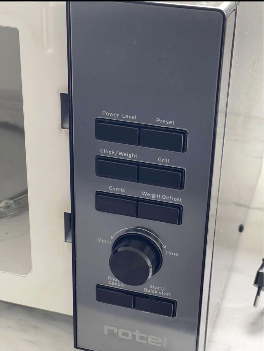 Rotel Elettrodomestici da cucina: Rotel Microwave with Grill Function - Wie Neu, Good Value! – Nuovo (secondo la descrizione) da Wallbach venduto da Nenex 3