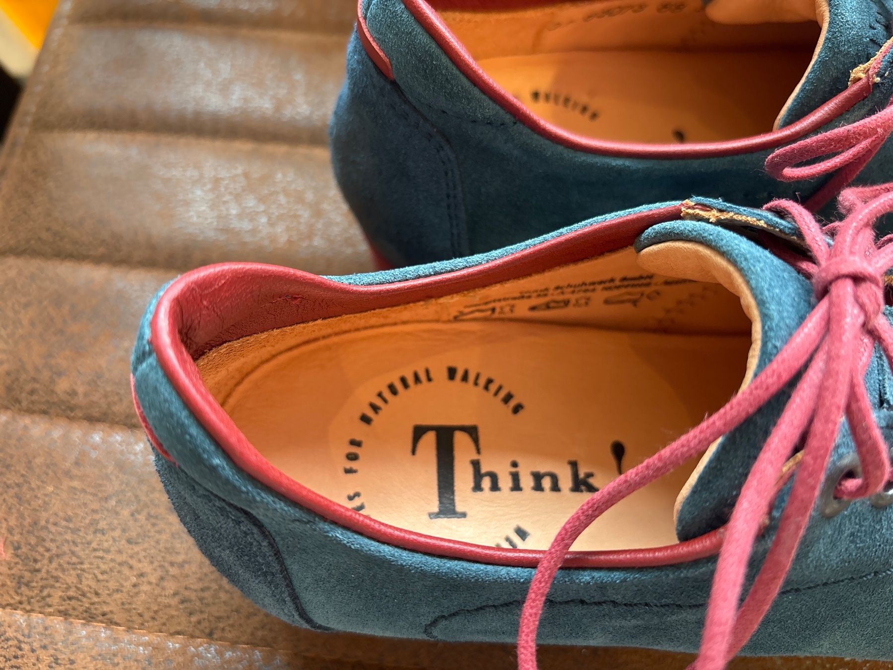 Think Scarpe da donna: THINK! Leder Sneaker / NEU / Gr. 36 / GRATIS VERSAND – Usato da Schmerikon venduto da Lori_lolita 2