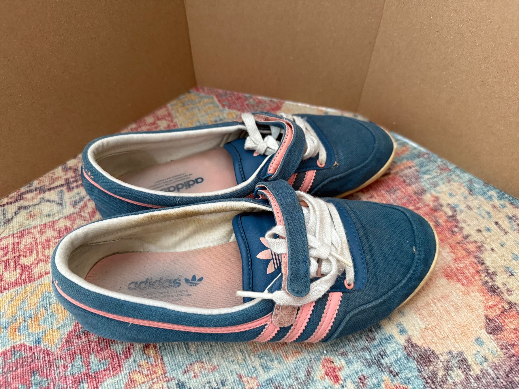 Adidas Scarpe da donna: Adidas Schuhe, Gr. 37 – Usato da Bellach venduto da S.Kyra