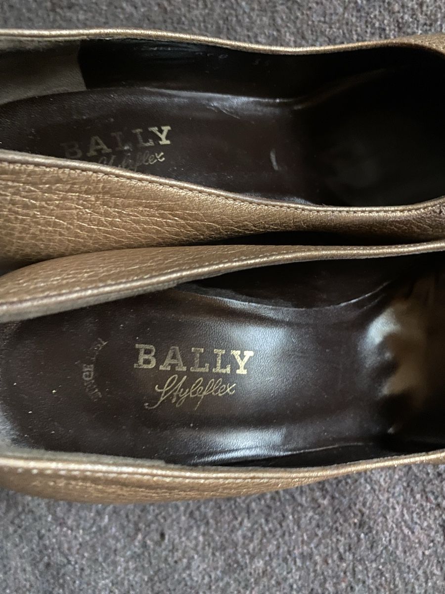 Bally Damenschuhe: Chaussures Bally 35,5 – Gebraucht aus Geneve von Monthoux13 1
