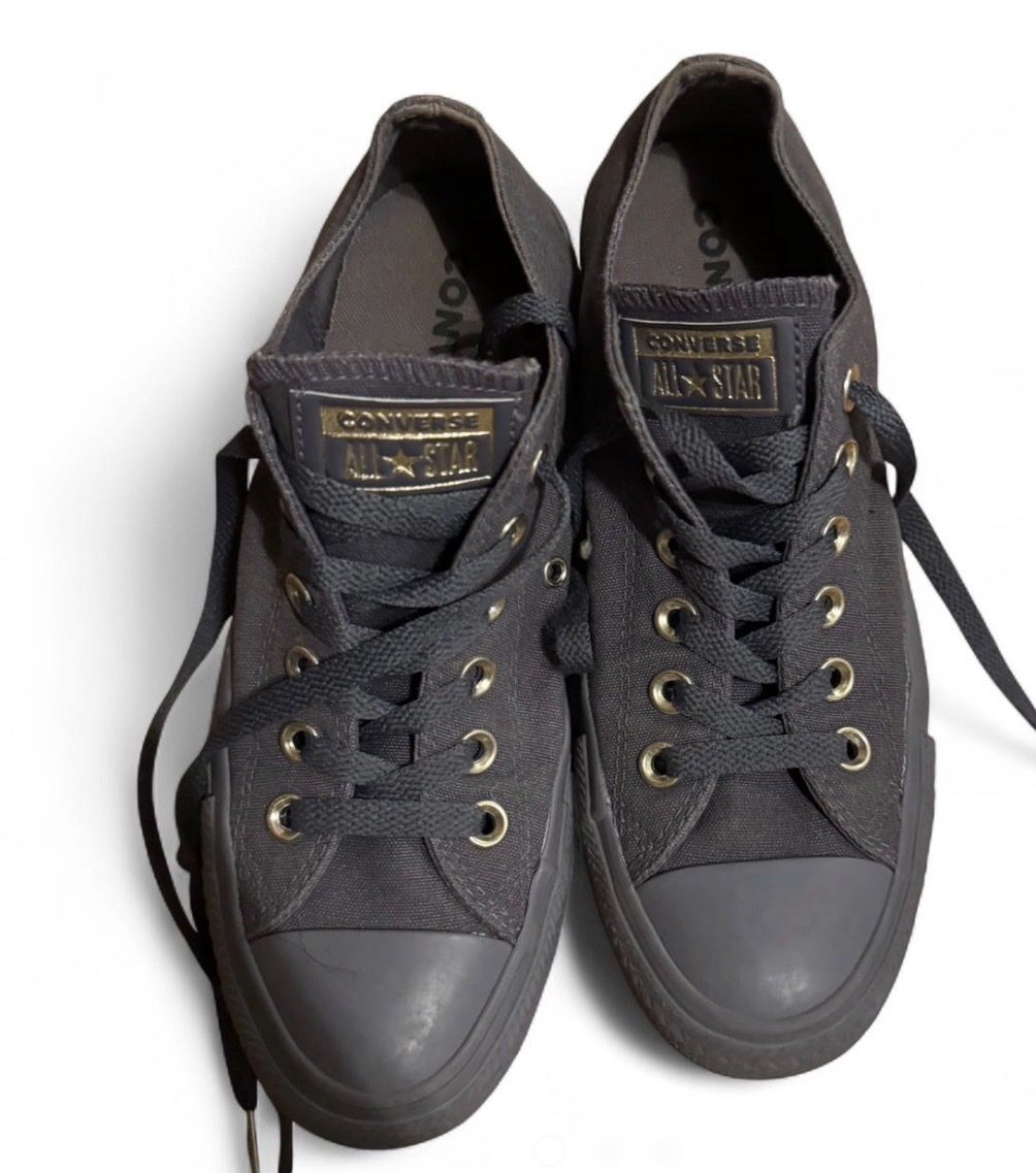 Converse Scarpe da donna: Converse All Star Damen Sneaker Gr. 37,5 Grau – Usato da Bremgarten b. Bern venduto da lilyy.lo