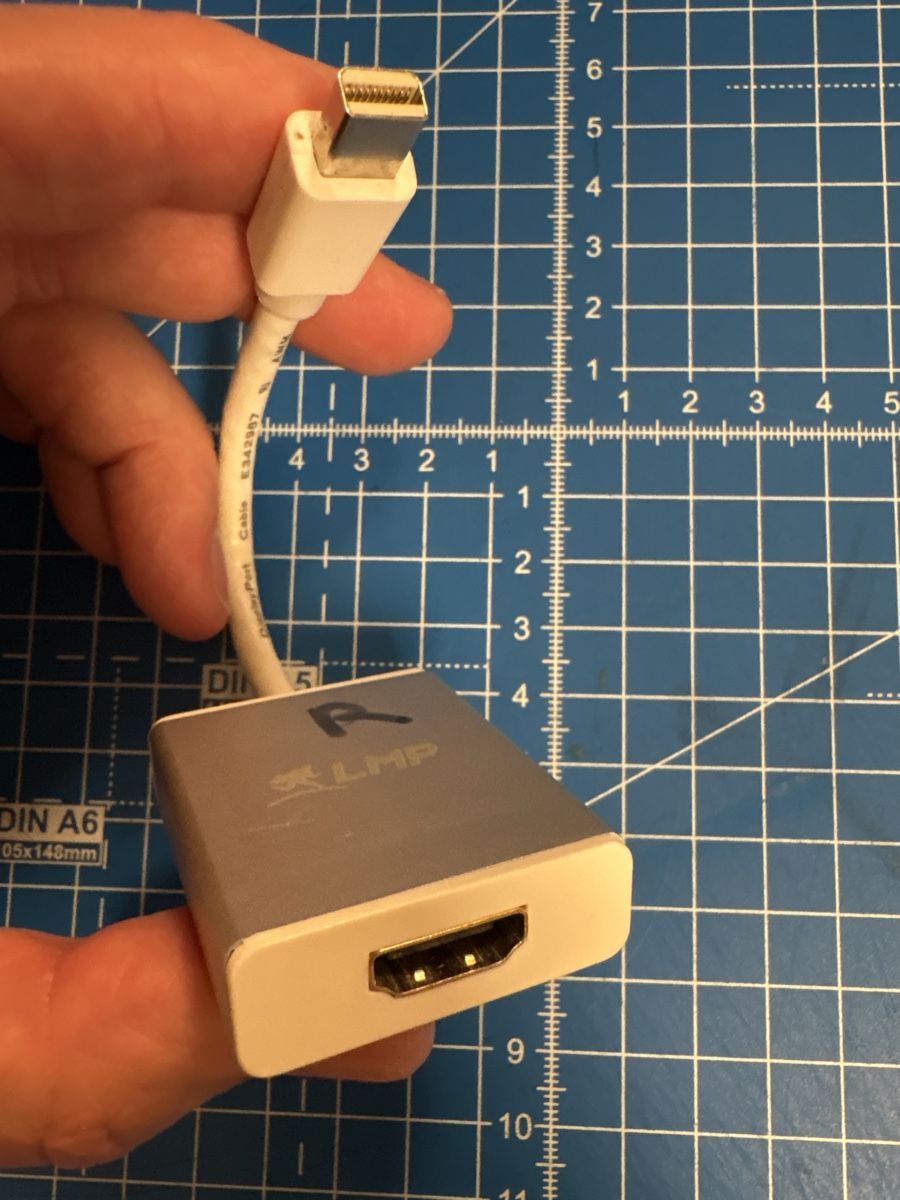 Laufwerke & Adapter: Mini Display Port to HDMI – Gebraucht aus Basel von marcepan