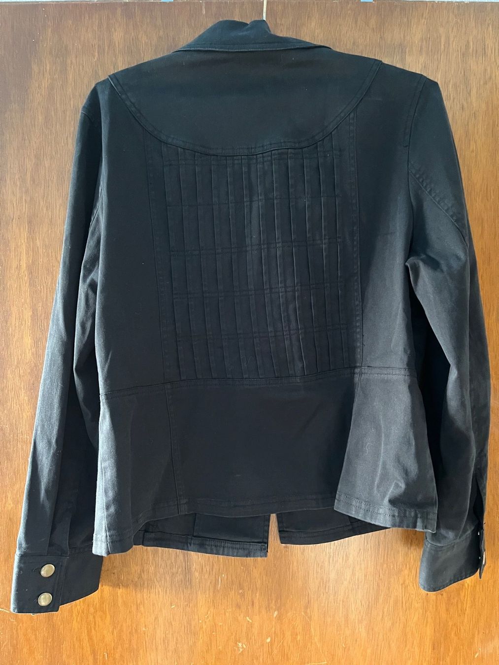 Giacche: schwarze Jeansjacke – Usato da Würenlos venduto da Schnudi10 1