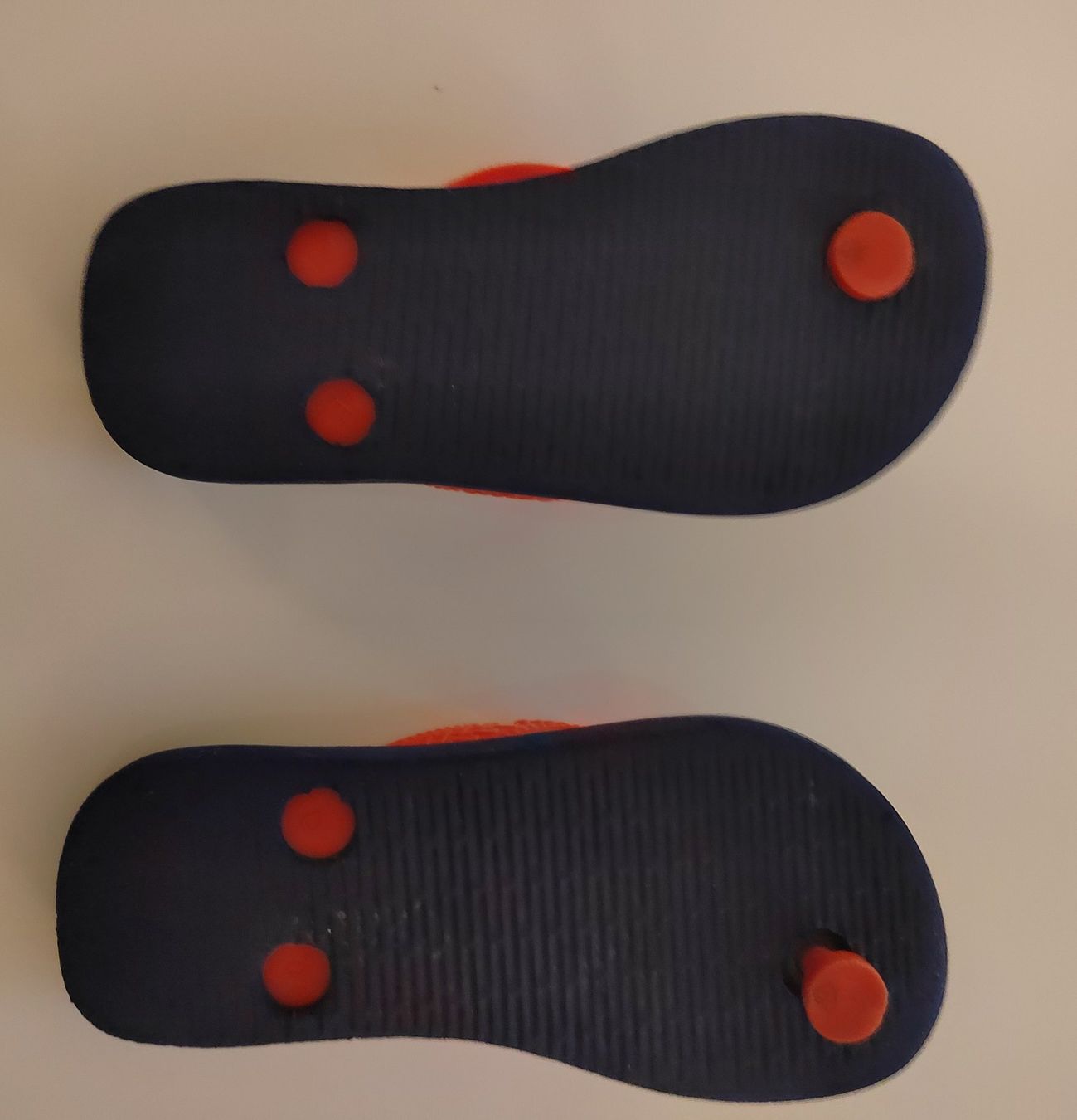 Havaianas Chaussures garçon: Havaianas mavel, Grösse 25 – D'occasion à Einsiedeln par pattymary 1