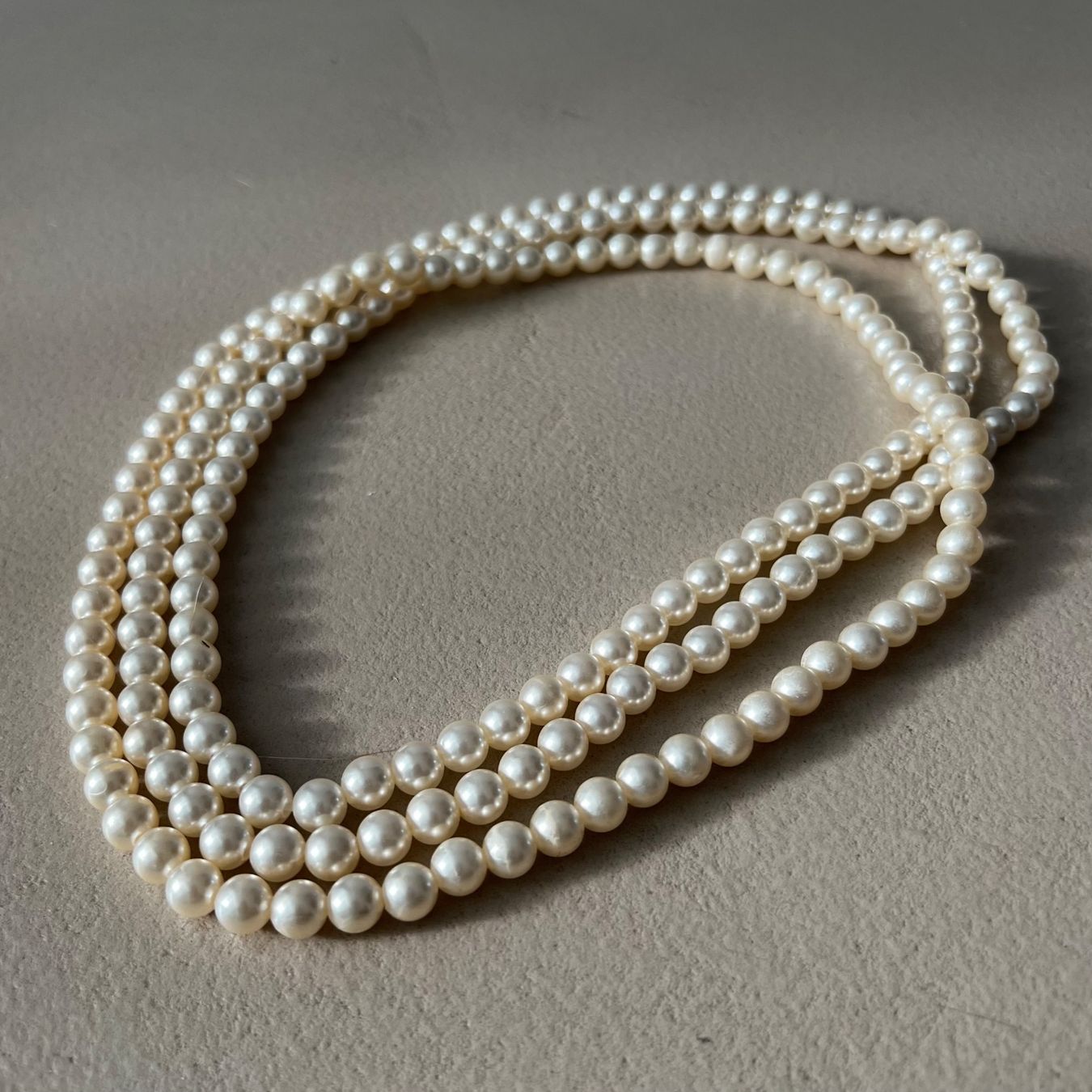 Catenine: lange Perlenhalskette 🤍 – Usato da zürich venduto da vintage12 1