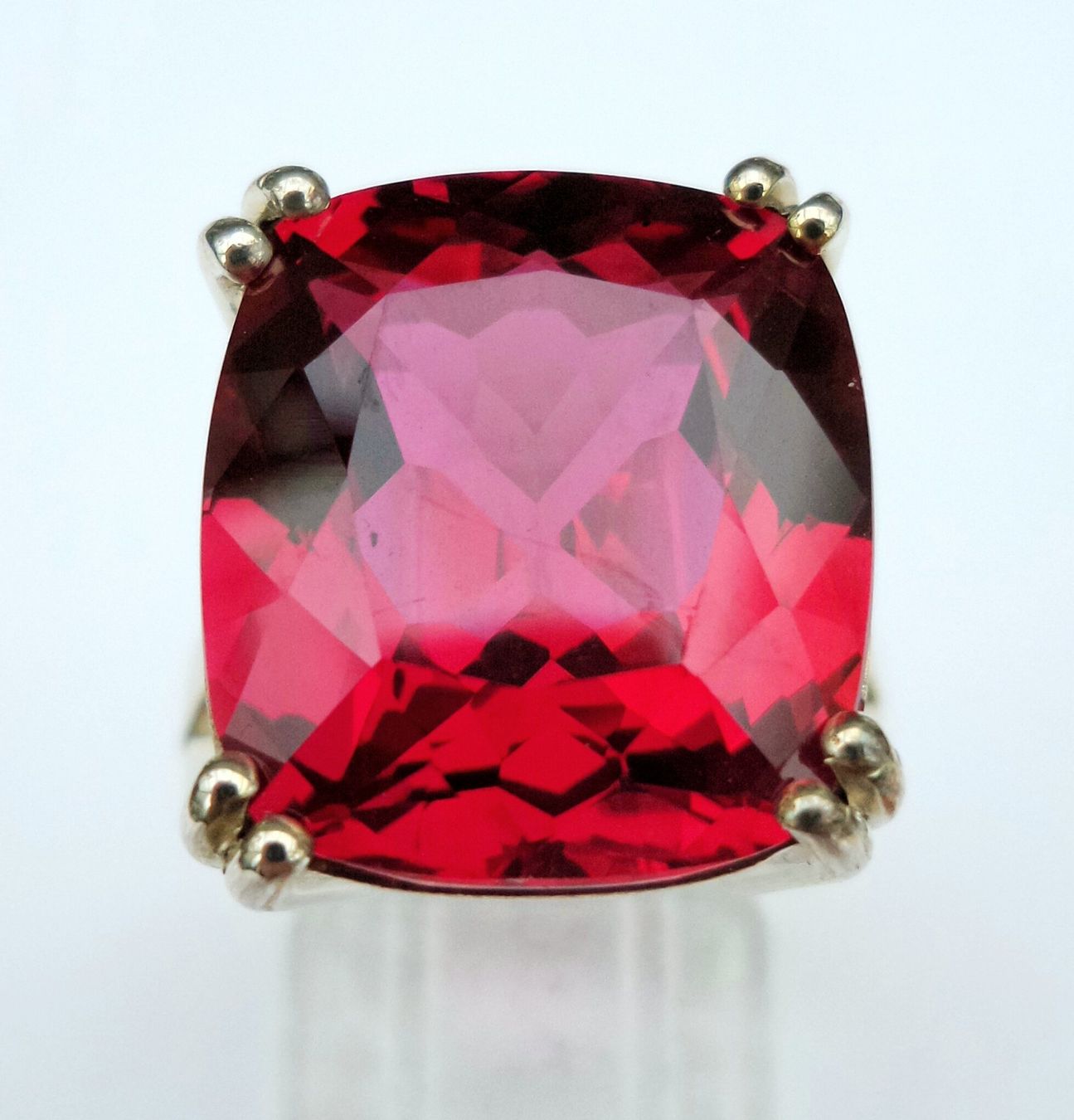Anelli: Ring Silber mit grossem roten Topas Grösse 54 – Nuovo (secondo la descrizione) da Zürich venduto da benedikt12 1