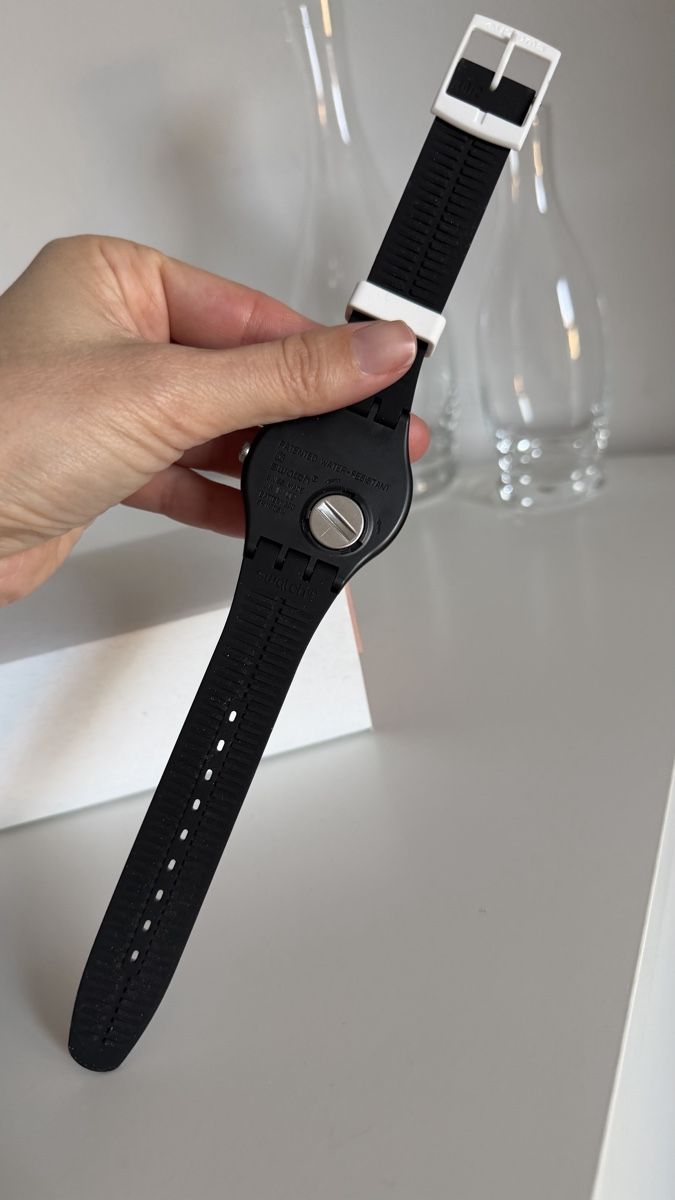 Swatch Orologi: Swatch Out watch – Nuovo (secondo la descrizione) da Paradiso venduto da viorea 4