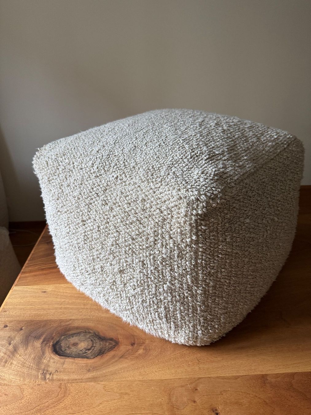 Micasa Hocker: 2 Stk. CAMEO Pouf von micasa – neu und originalverpackt – Neu und originalverpackt aus Zürich von Whynotkurt