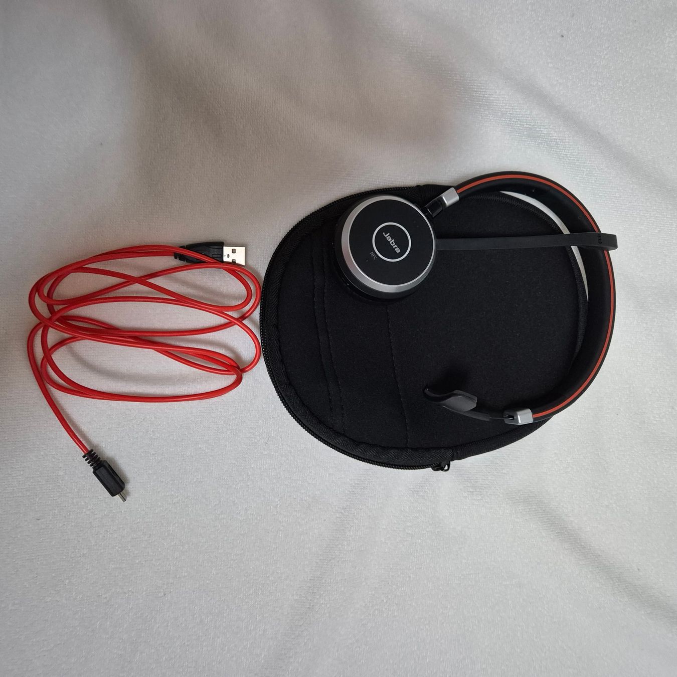 Jabra Casques audio: Jabra Evolve 65 headset mit Ladekabel und Etui – Neuf (Voir description) à Schafisheim par Bingi02 1