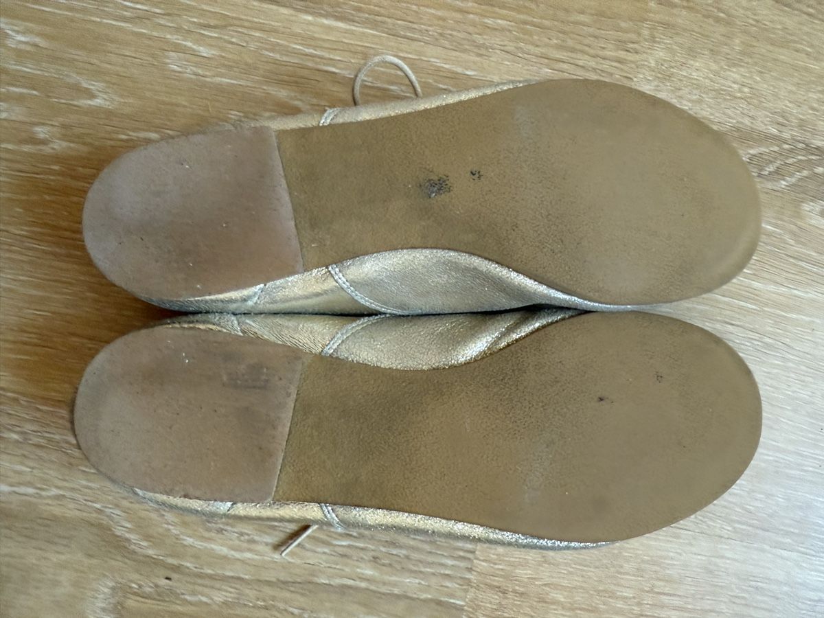 Scarpe da donna: Derbies doré irisé cuir ? Eden, p.39 – Usato da Tavannes venduto da Thriftshop 4