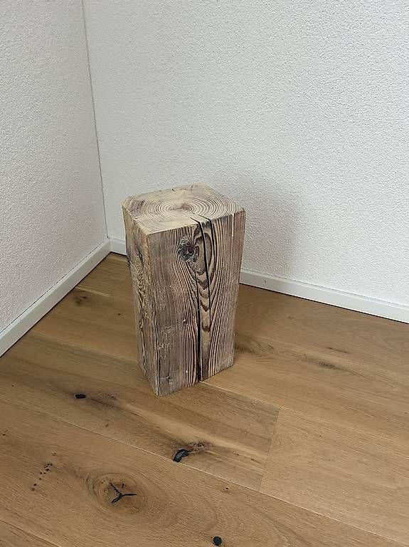 Holzartikel: Altholzsäule – Gebraucht aus Niederwil SG von rafaelge 1