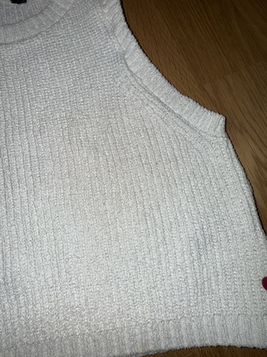 H&M Top: Top weiss gestrickt – Usato da Mörschwil venduto da Seegurke18 1