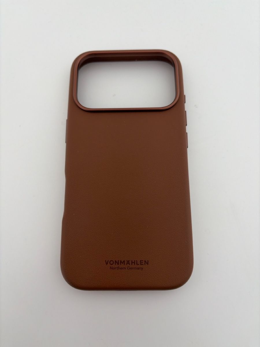 Covers & Schutzfolien: VONMÄHLEN I Phone 17 pro Hülle – Gebraucht aus Erlenbach ZH von sandy_bruny
