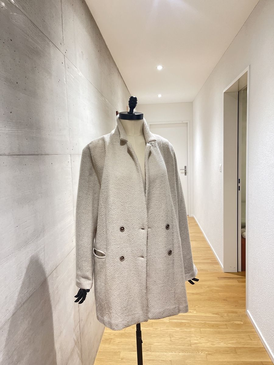 Cappotti: Lia Pull 100% Cashmere  Coat Size 48 - Made in Italy – Usato da Rüti ZH venduto da Claudiaduo
