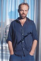 Original Autogramm von HUGO WEAVING auf Großfoto