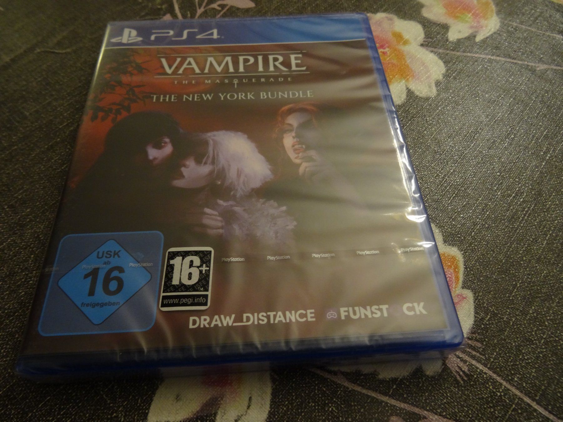 Sony Spiele: Vampire The Masquerade - The New York Bundle PS4 NEUWARE – Neu und originalverpackt aus Olten von Disc-Ausverkauf