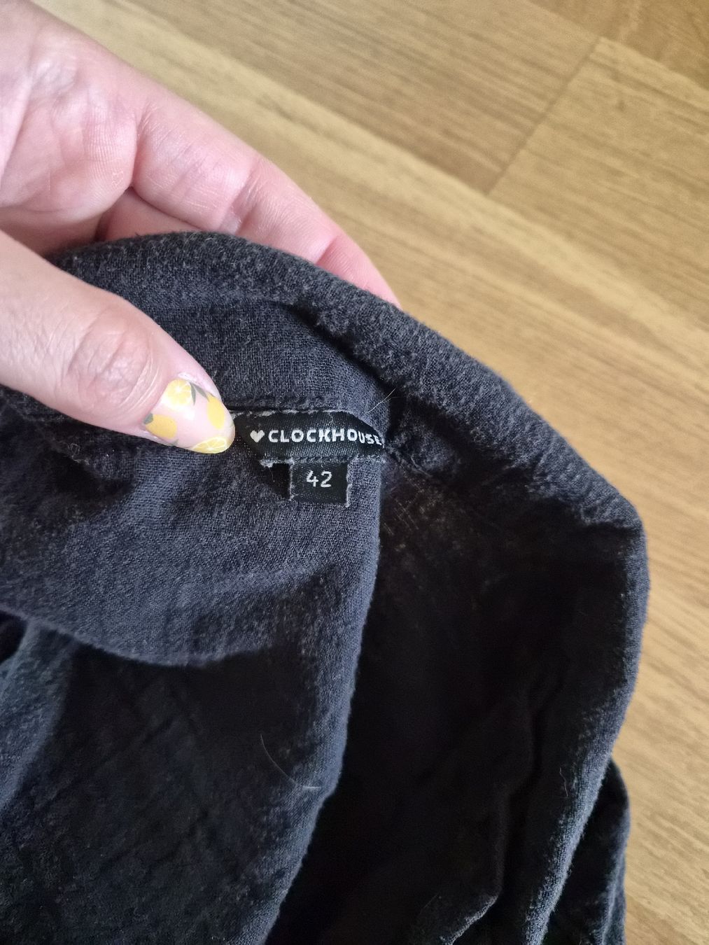 Camicie: Hemd und kurze Hose schwarz – Usato da Spiez venduto da LS9696 2