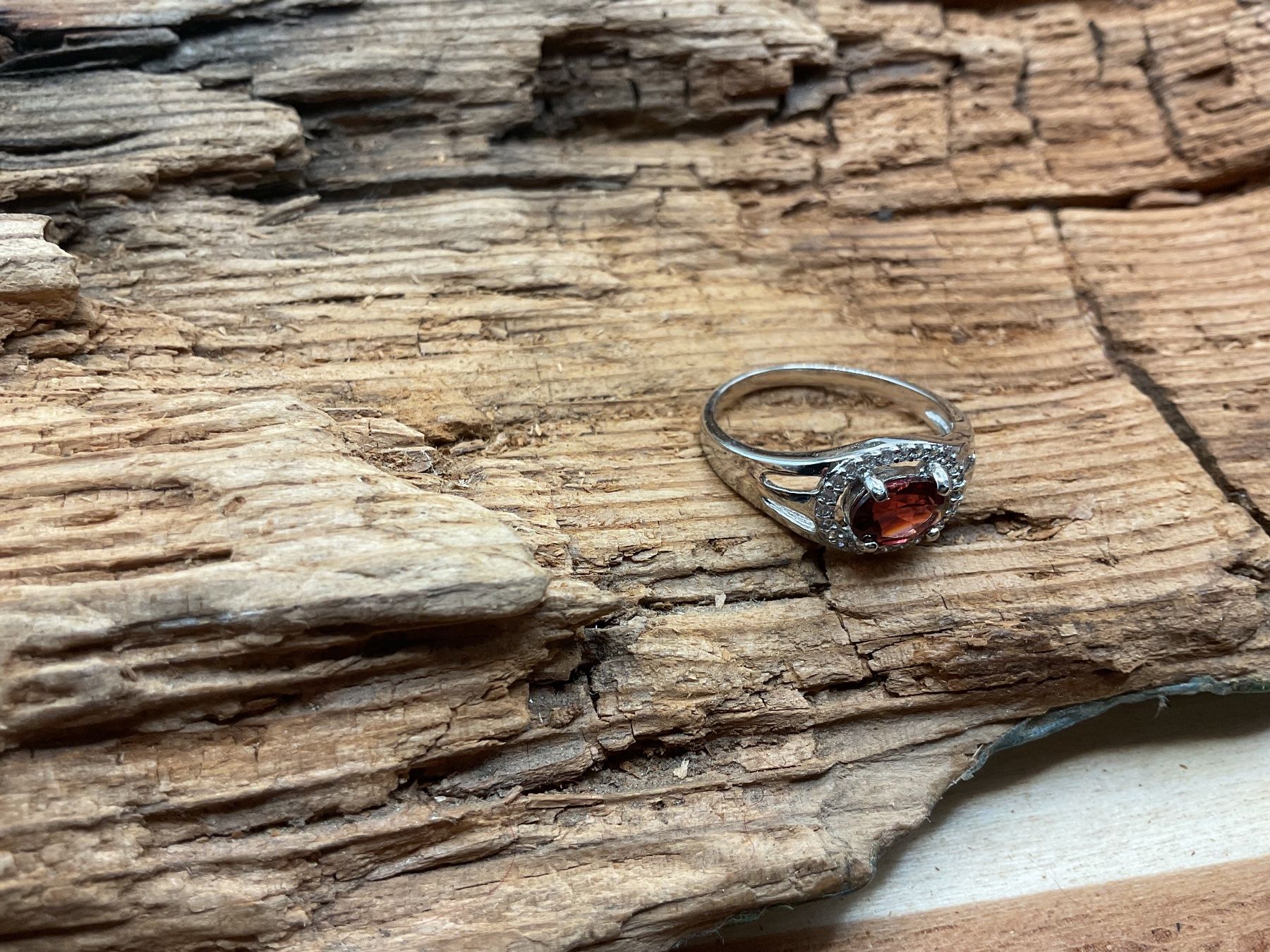 Ringe: Silberring mit Granat, Gr. 54.5 – Neu (gemäss Beschreibung) aus luzern von Alpendorf1 1