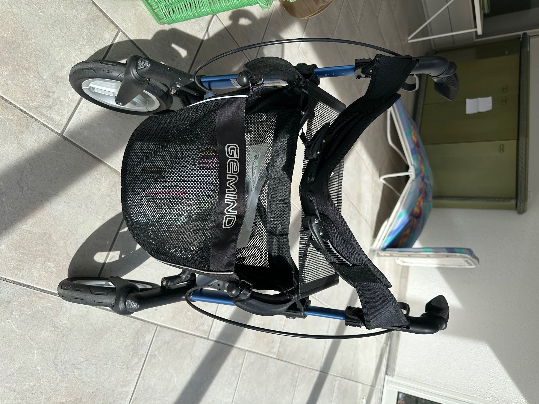 Aides à la marche: Rollator – D'occasion à Hüttwilen par bengeler12