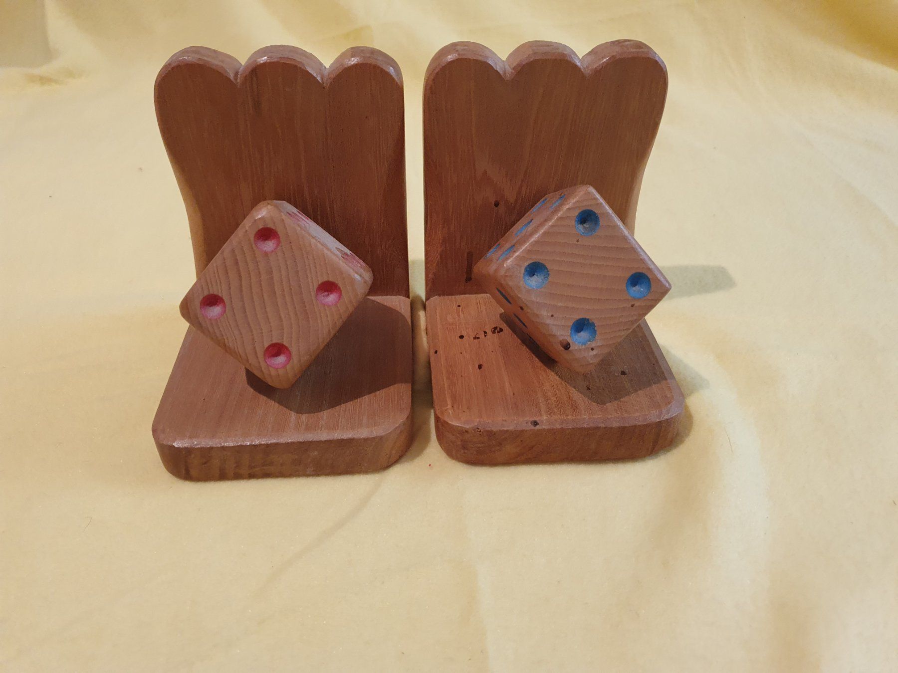 Altro in Decorazioni & Accessori: Bücher Stopper aus Holz – Usato da Abtwil AG venduto da MaVo.0710 2