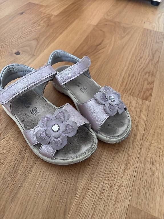 Scarpe per ragazze: Sandalen – Usato da Zürich venduto da Brooke