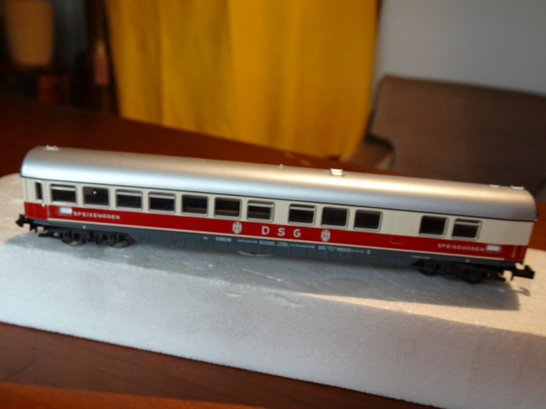 Modellini di ferrovie: MINITRIX SPEISEWAGEN DSG, 3101,  RAR – Nuovo (secondo la descrizione) da Eschenbach SG venduto da eDaisy 1