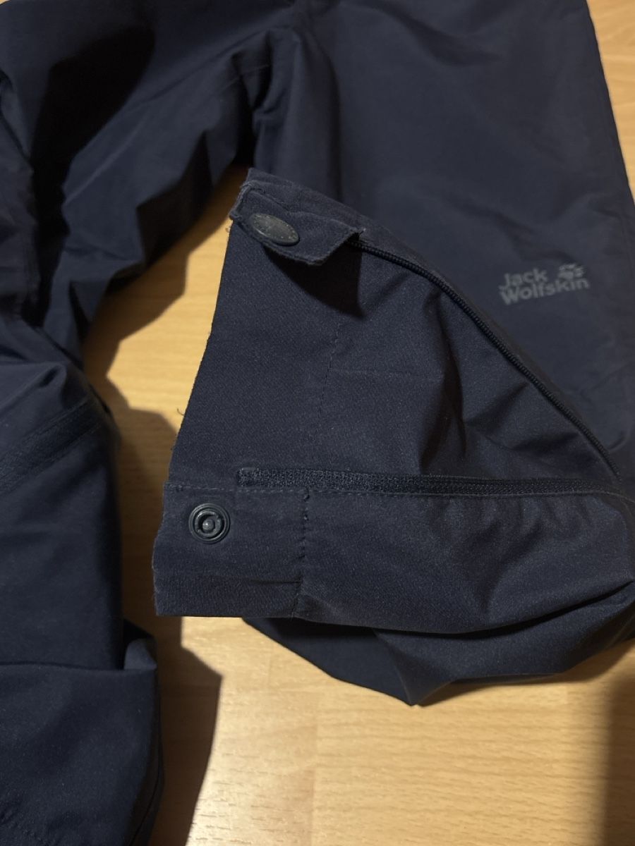 Jack Wolfskin Hosen: Top Jack Wolfskin Hose Gr 128 – Gebraucht aus Allschwil von CaSu- 3